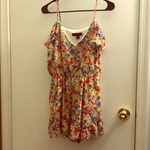Atmosphere Floral Print Romper